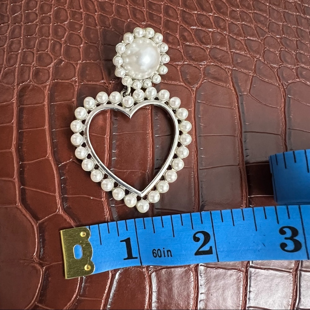 H&M Silver & White Pearl Heart Shaped Drop Dangle Large Medium Pretty Earrings - Picture 12 of 16